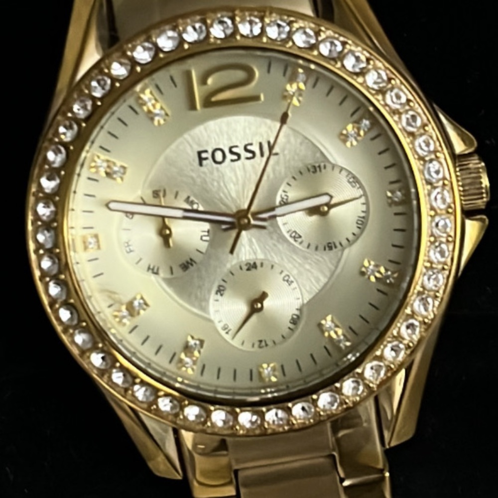 Fossil Riley Multifunction Gold-Tone Stainless Steel
Watch